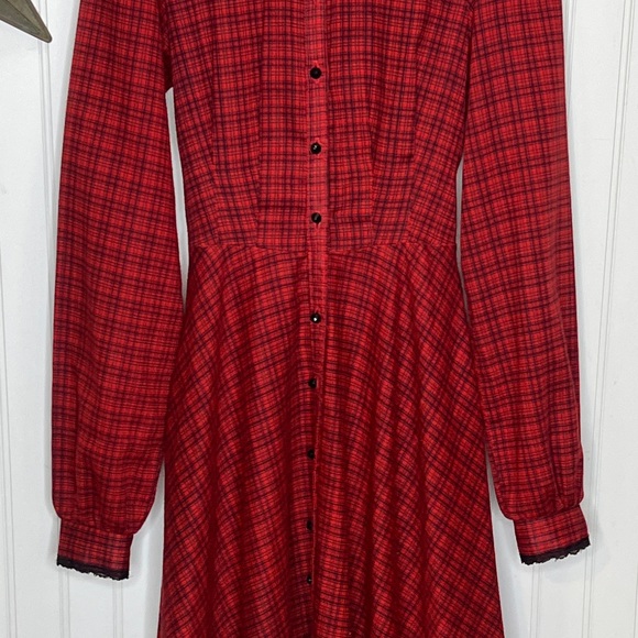 Elegant Red Plaid Prairie Long Dress - Picture 5 of 16